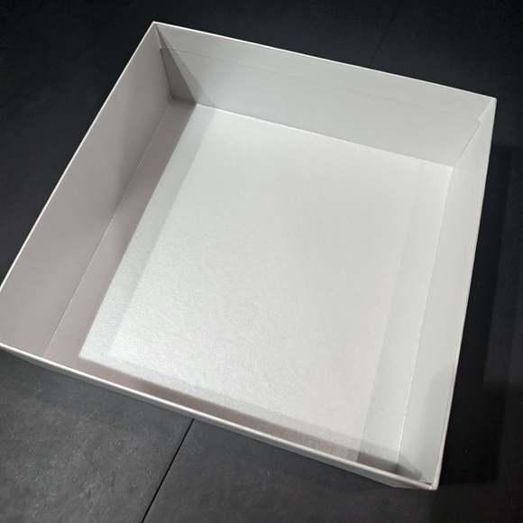 Empty Box Dolce & Gabbana Light Blue 8.75"×8.75"×3.5"  Box "SEE PHOTOS" - Picture 10 of 14